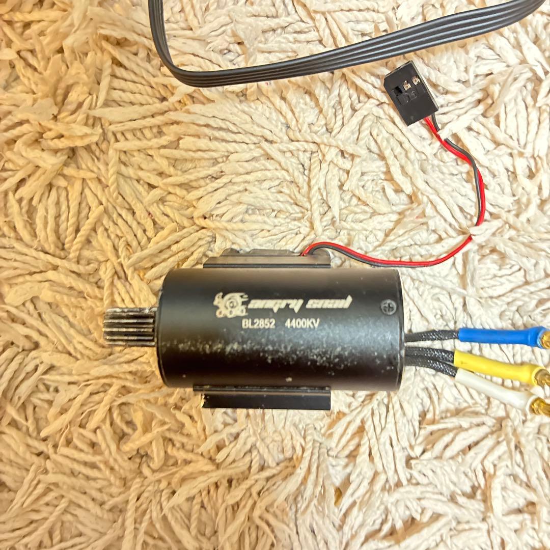 ラジコン　コンポーネント　タイヤ