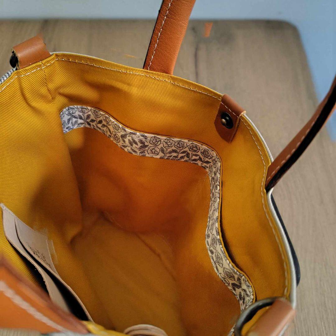 n*1様 ミナペルホネン/ピースパッチちょうちょネイビーチェック/バケツ型トート