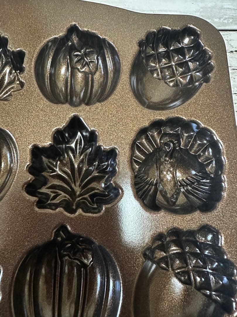 ノルディックウェア オータムケーキレットパン nordic ware ケーキ型