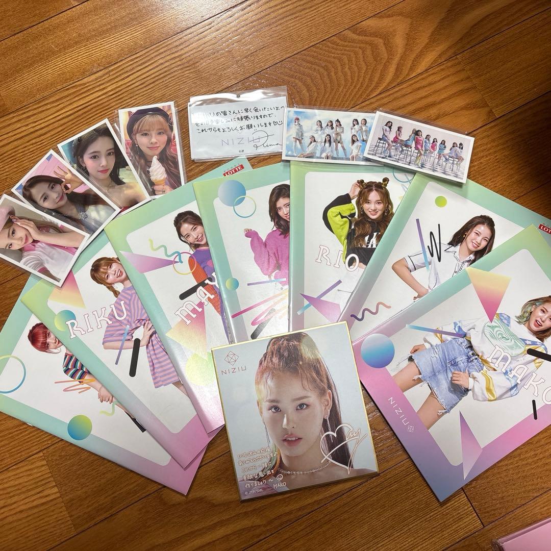 NiziU グッズ まとめ売り(激レア限定品有り)