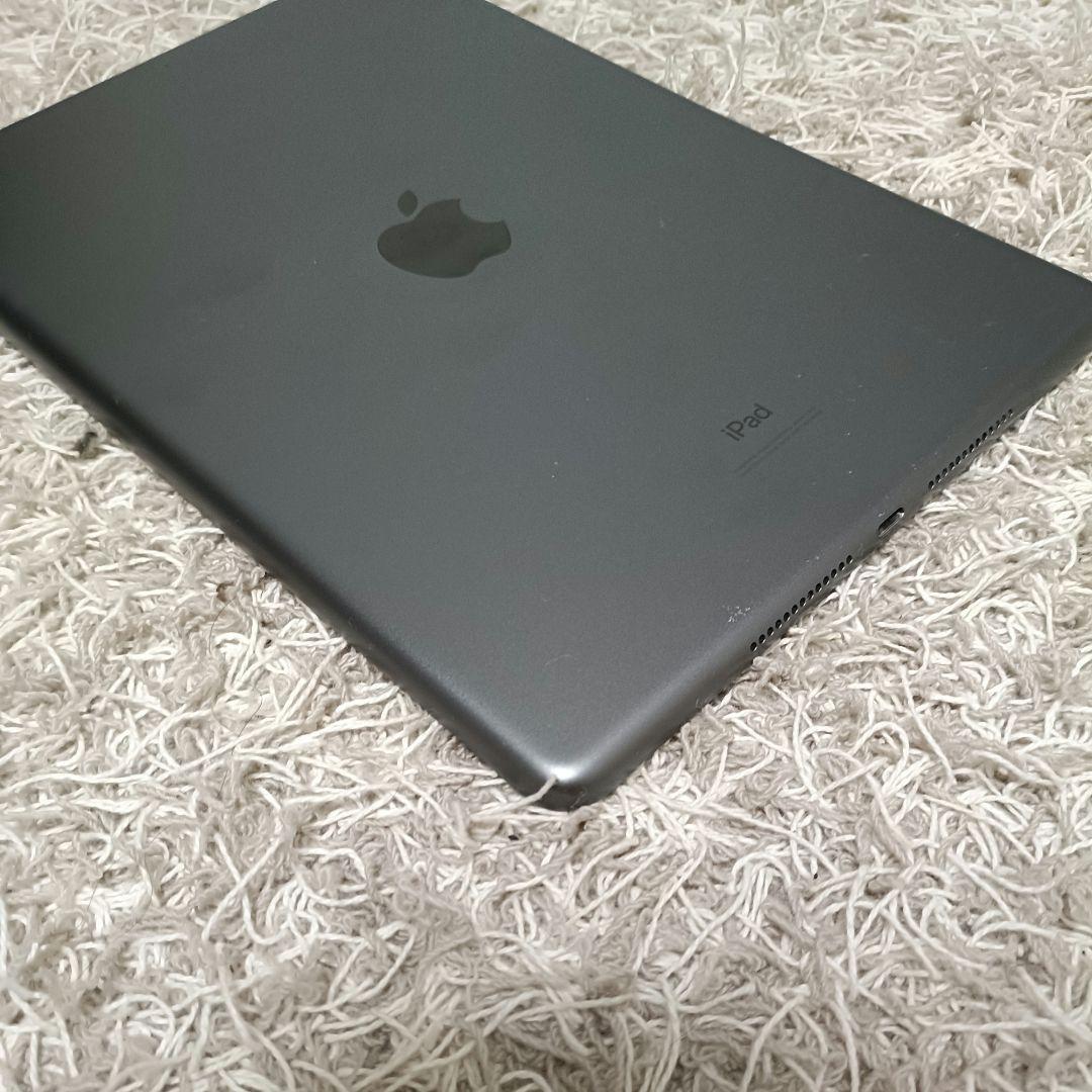 iPad 第7世代 32GB Wi-Fiモデル スペースグレー