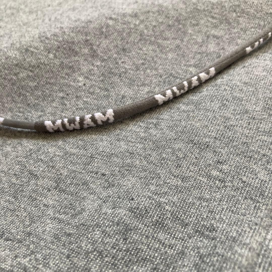 MAN WITH A MISSION　マンウィズ　エンボスロゴパーカ　グレー　M