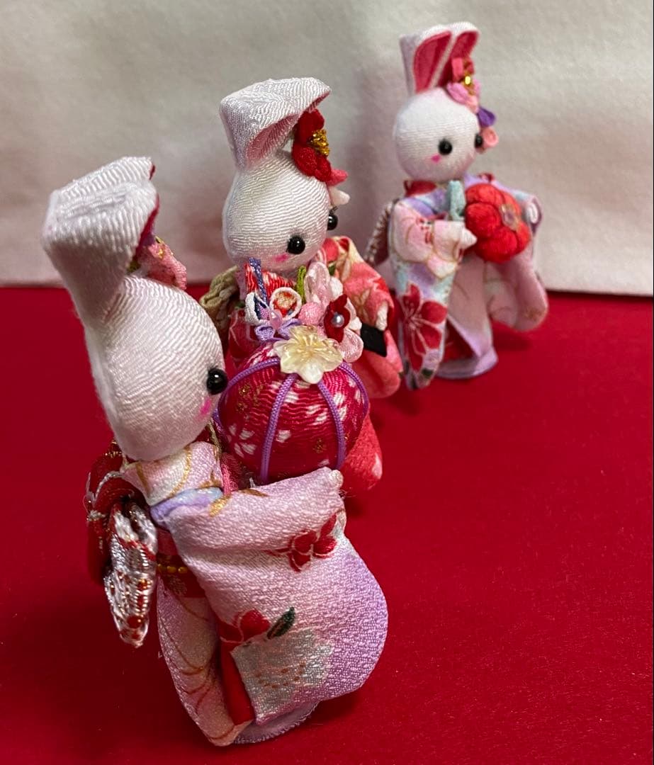 み*す様 ちりめん細工パーツ　正月　振袖うさぎ
