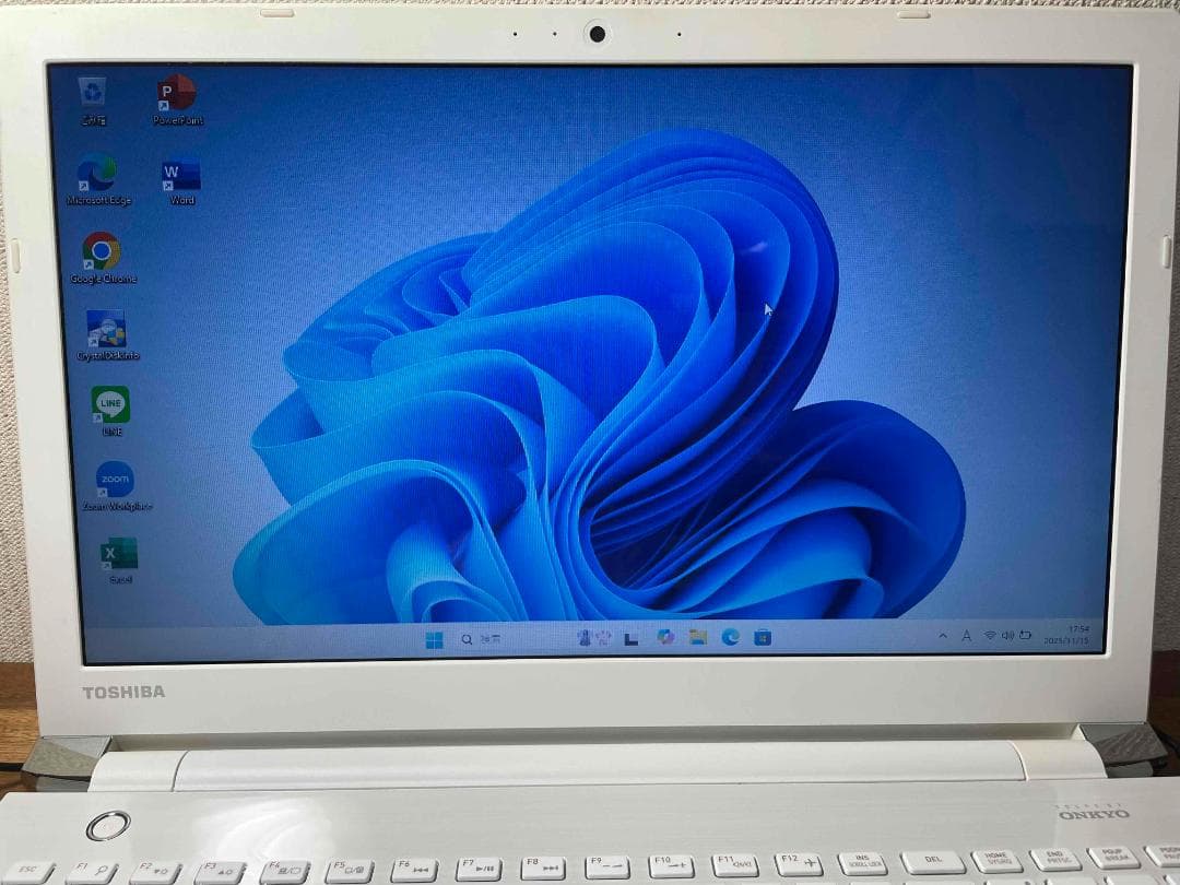Win11 Office dynabook メモリ8GB SSD240GB