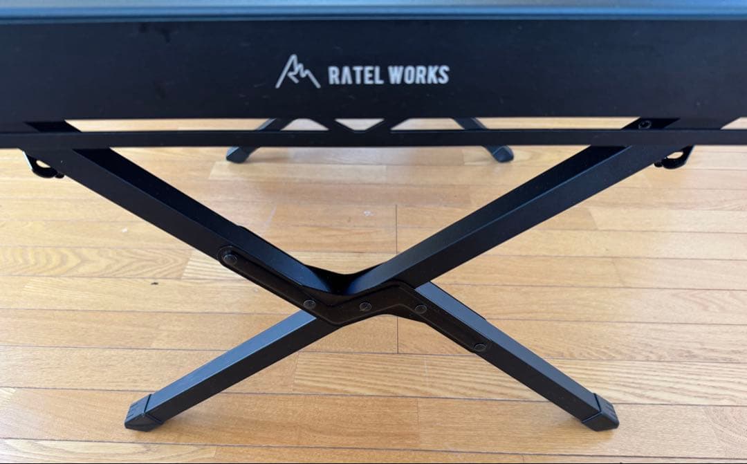 ラーテルワークス　ウッドパネルテーブル120