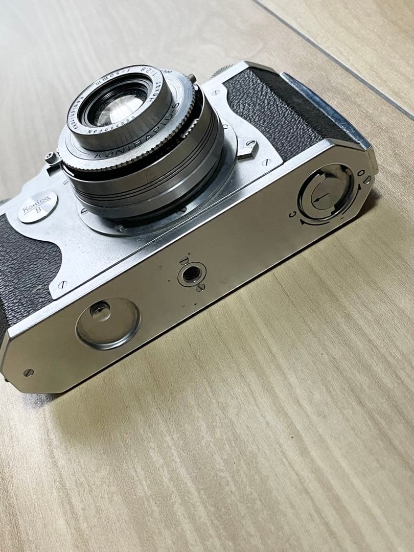 コニカ Konica B フィルムカメラ シルバー