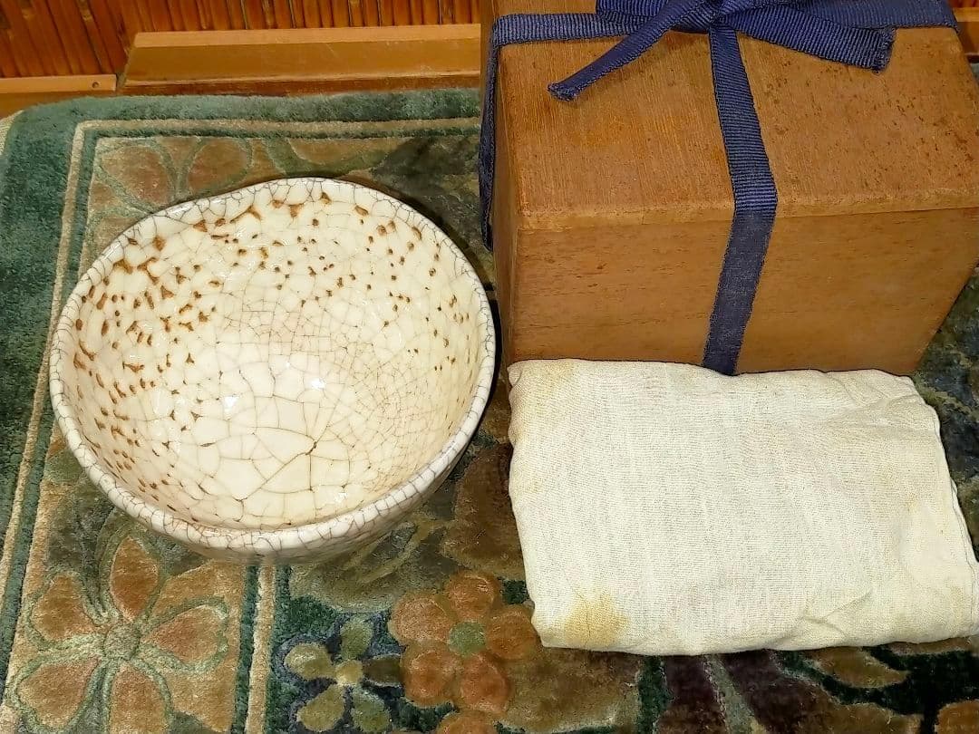 ♥古萩♥　茶碗　♥無銘♥　桐箱付き　♥萩焼　茶道具　骨董　古玩