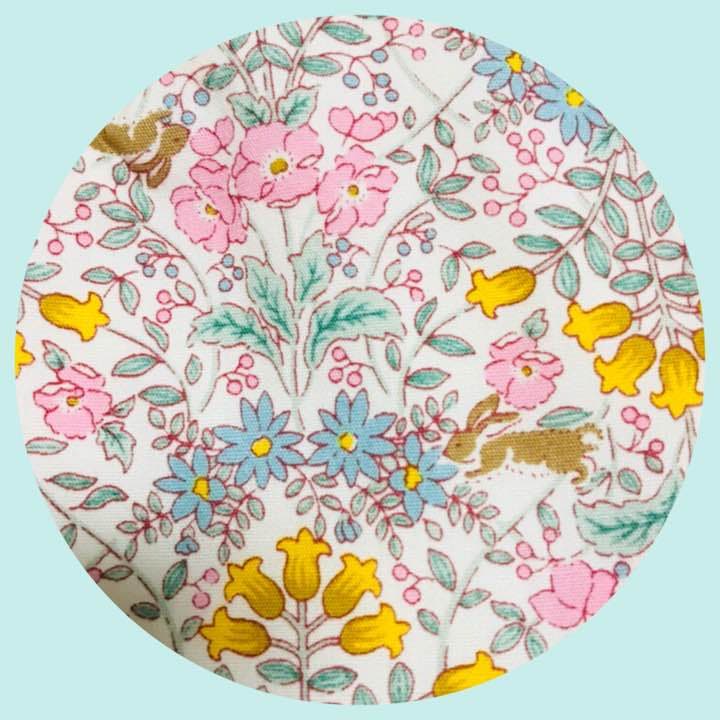 No.10 ♡仔ウサギのふかふか花びらスタイ♡