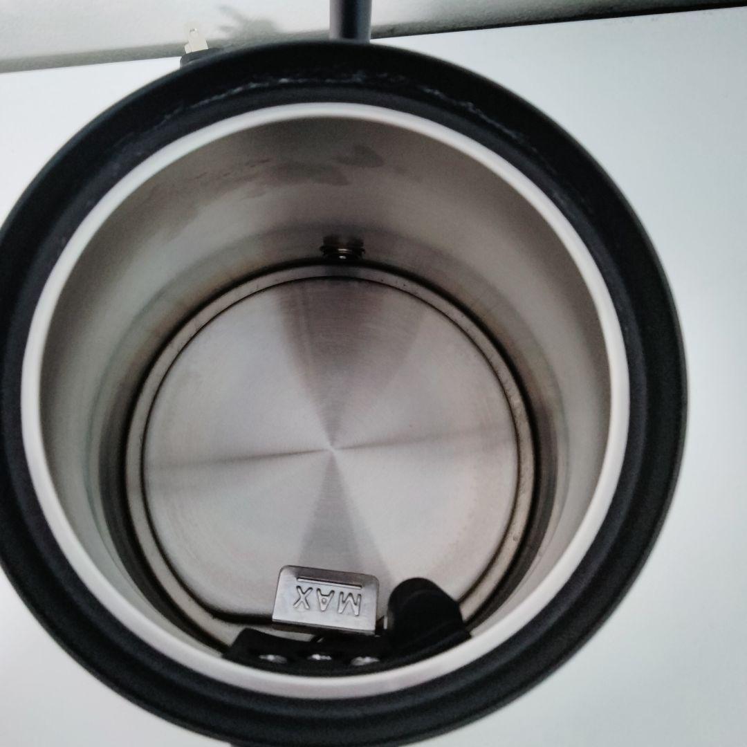 【新モデル】2023年製 BALMUDA バルミューダ　電気ケトル　黒　658