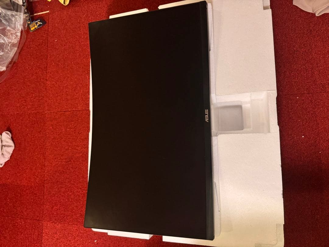 ASUS TUF GAMING VG32V31.5インチ