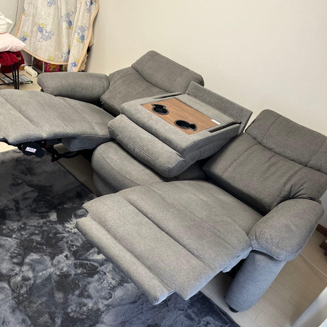 【早い者勝ち】ニトリ　電動リクライニングソファ　３人掛け　★匿名配送★ 送料込！