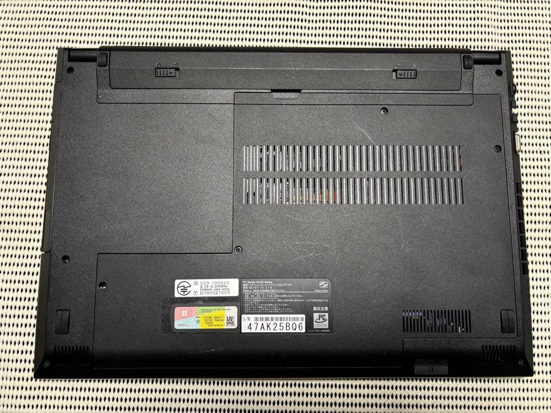 Windowsノート本体 FRONTIER FRNL2200P/A Pentium5405U 256GB