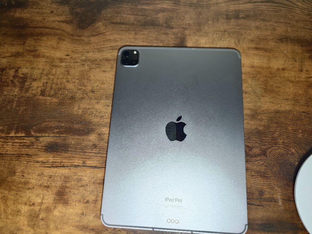 Apple iPad Pro 11インチ第4世代　スペースグレー 本体のみ