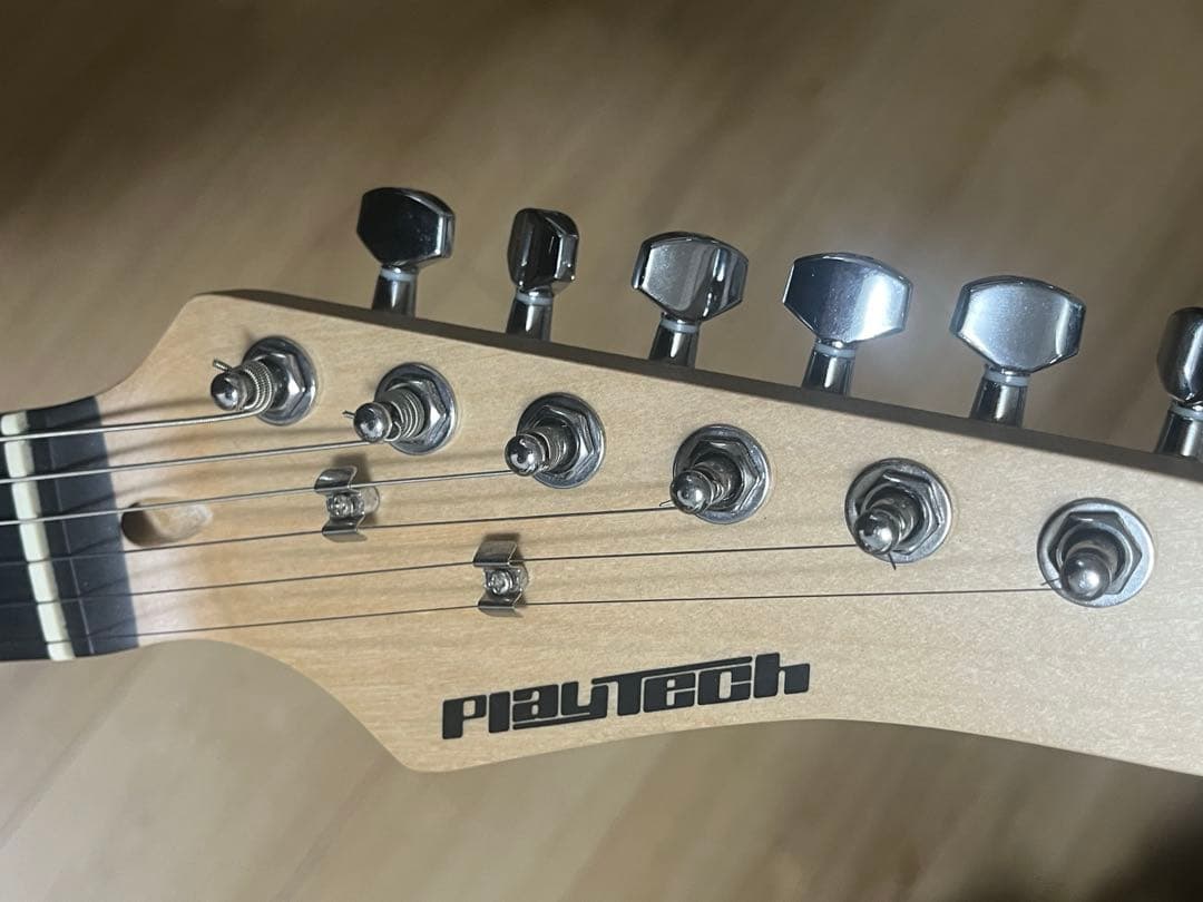PLAYTECH ST250 Rose Sunburst エレキギター