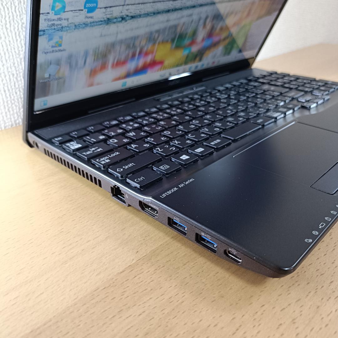 ノートパソコン Windows11 SSD 256GB メモリ8GB 富士通 黒