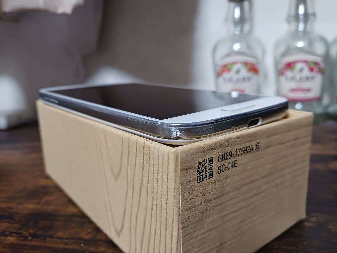 Galaxy Feel2 、Galaxy S4　箱あり2点セット
