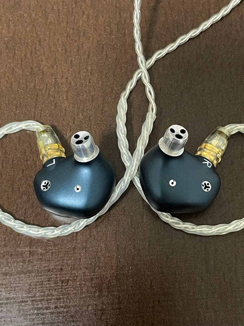 Meze Audio RAIPENTA（メゼオーディオ）