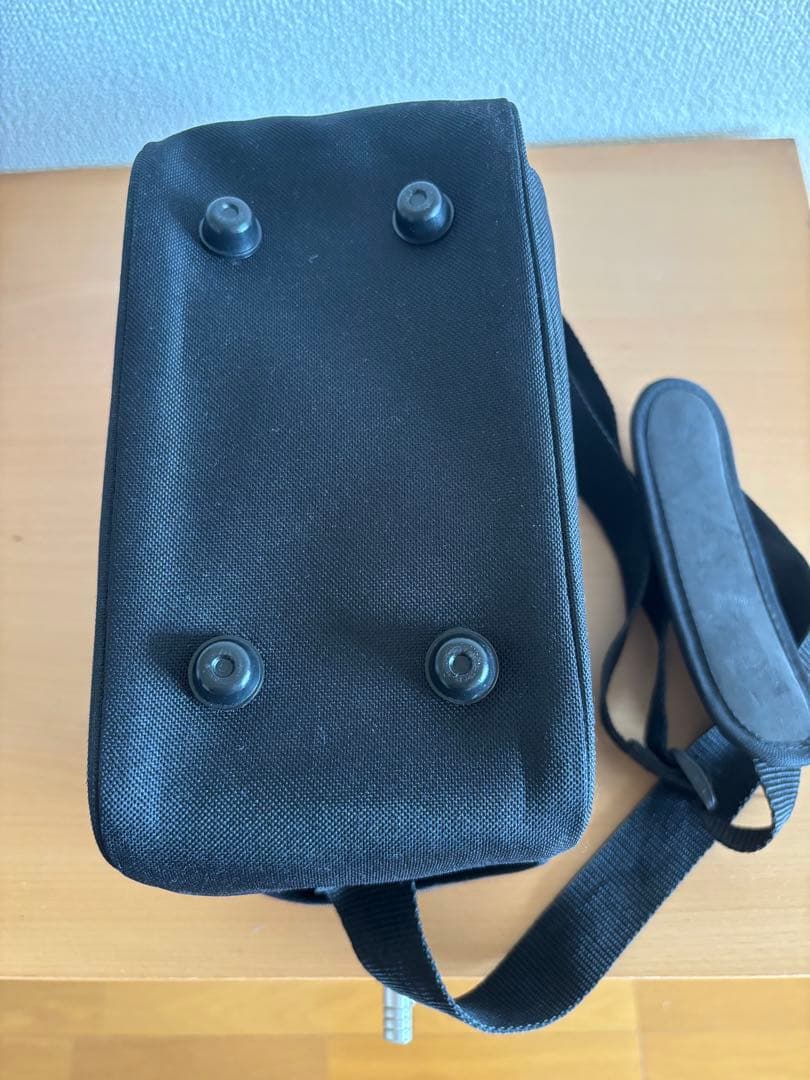 Nikon デジタル一眼レフカメラ D40ズームレンズ　カメラバック付　値下げ