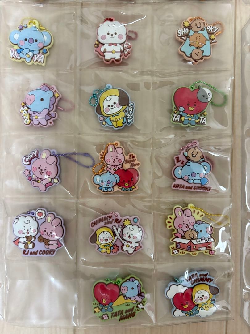 BT21 キーホルダー　シール