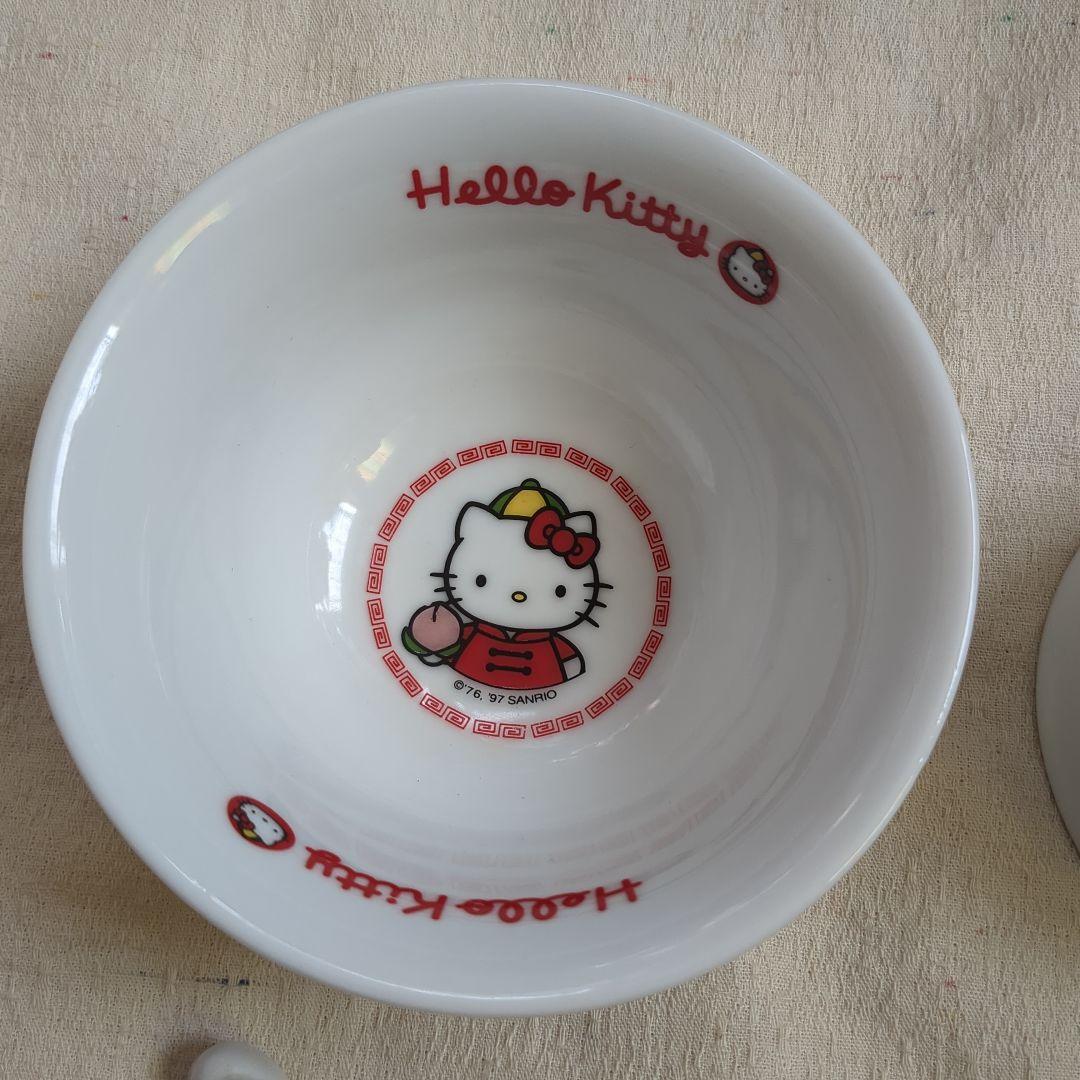 キティちゃんの中華食器セット　★未使用　色むら初期汚れあり