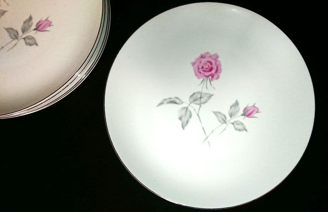 希少 Narumi ナルミチャイナ 薔薇柄食器18点セット+おまけ付 昭和レトロ