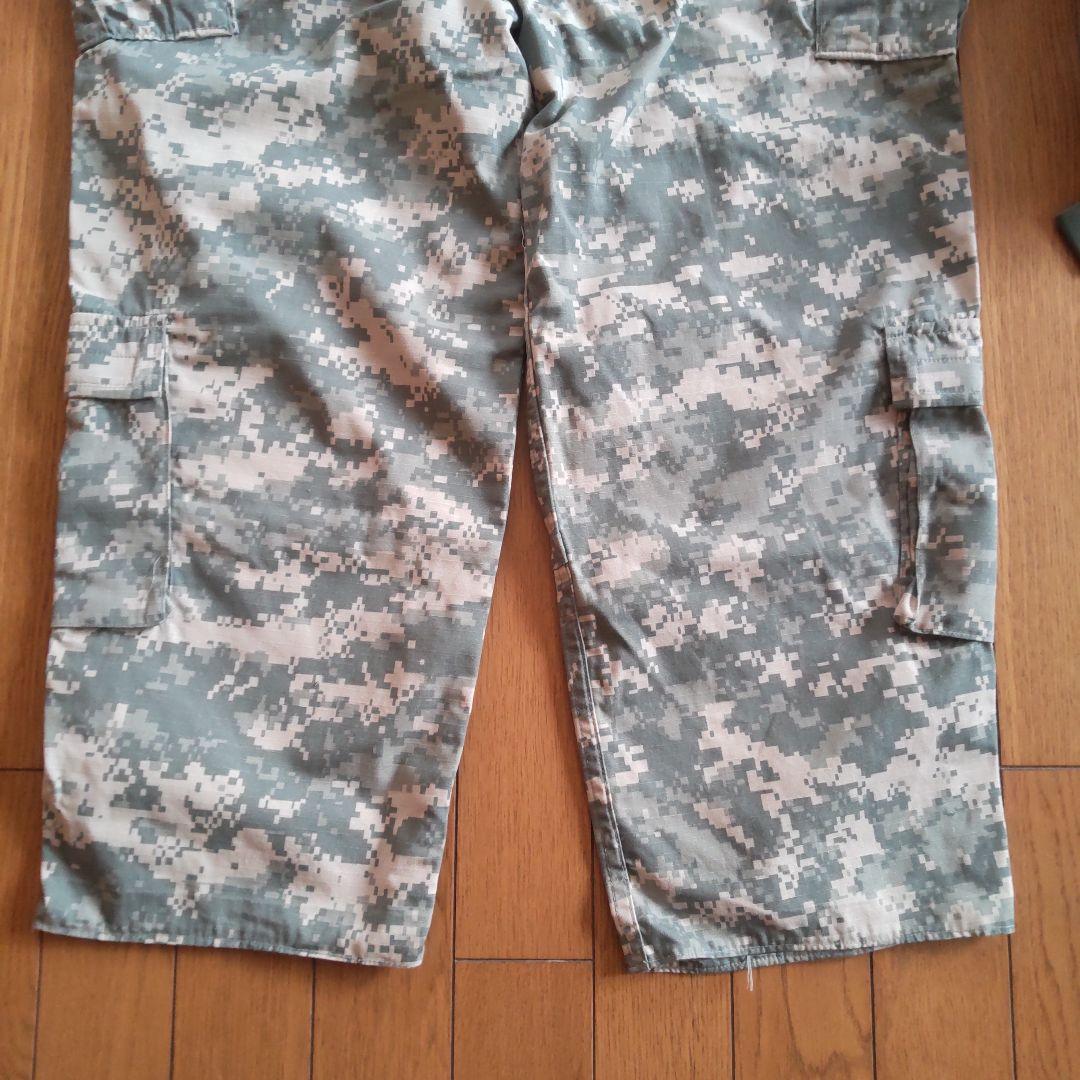 米軍実物放出品/カ-ゴパンツ、エルボー&ニ-パット