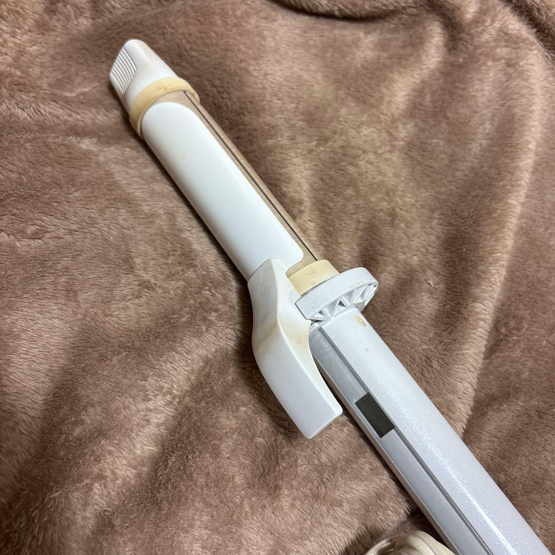 絹女 ホワイト カールヘアアイロン32mm