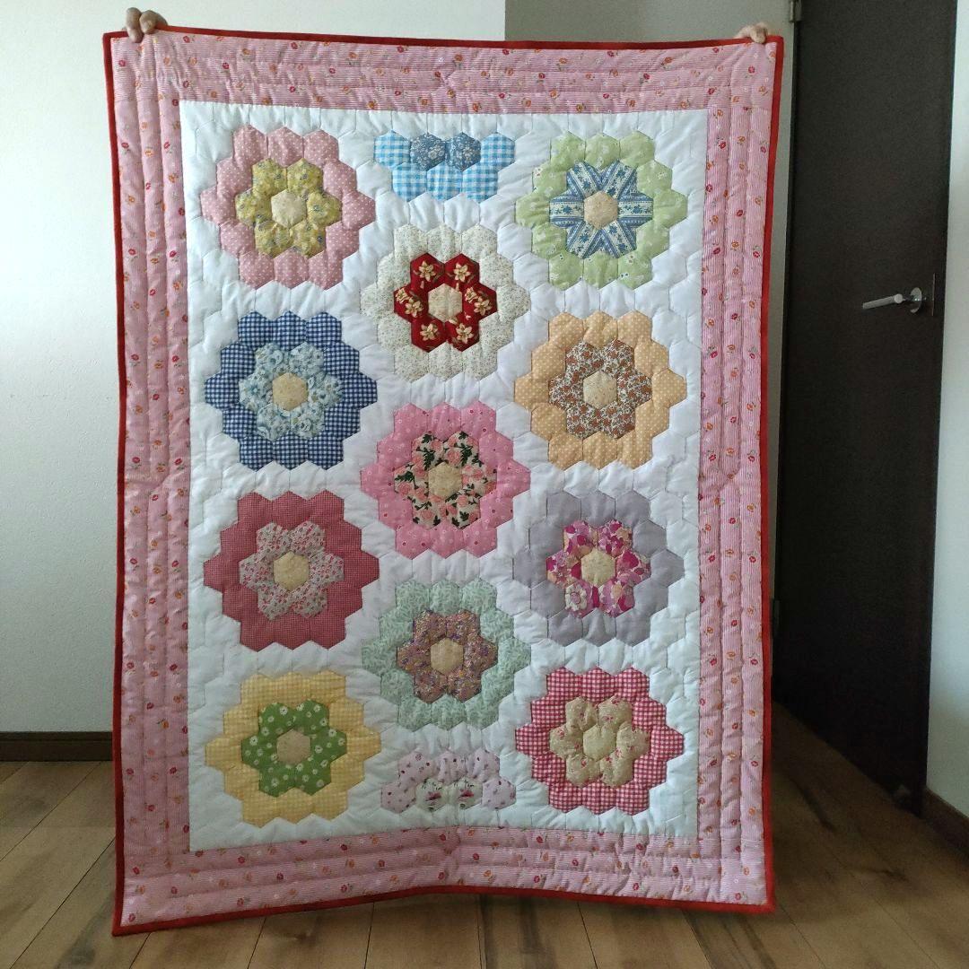 ハンドメイド　パッチワークキルト　キルトケット　マルチカバー　おばあちゃんの花園