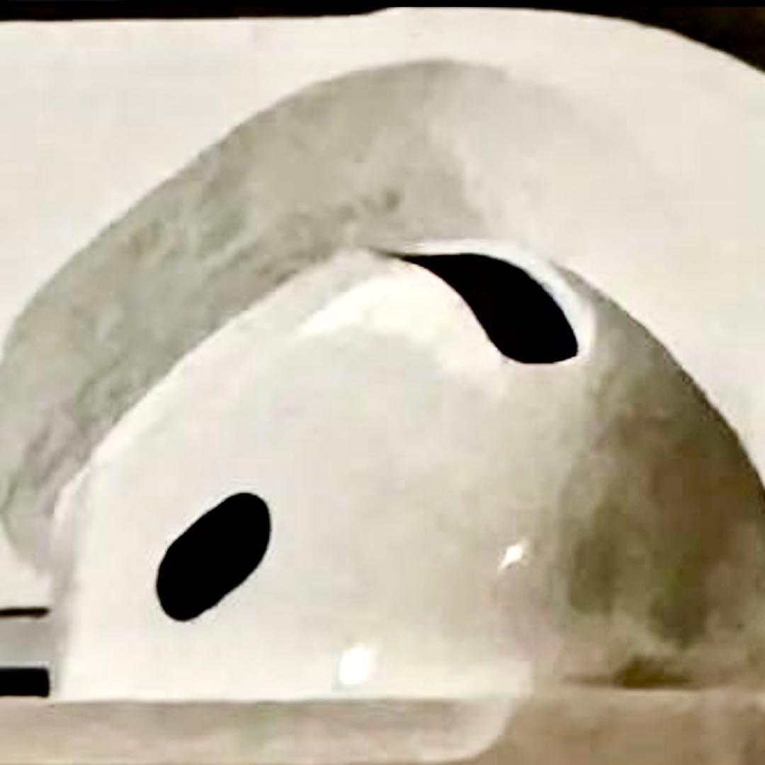  Apple AirPods 4 アクティブノイズキャンセリングモデル 本体