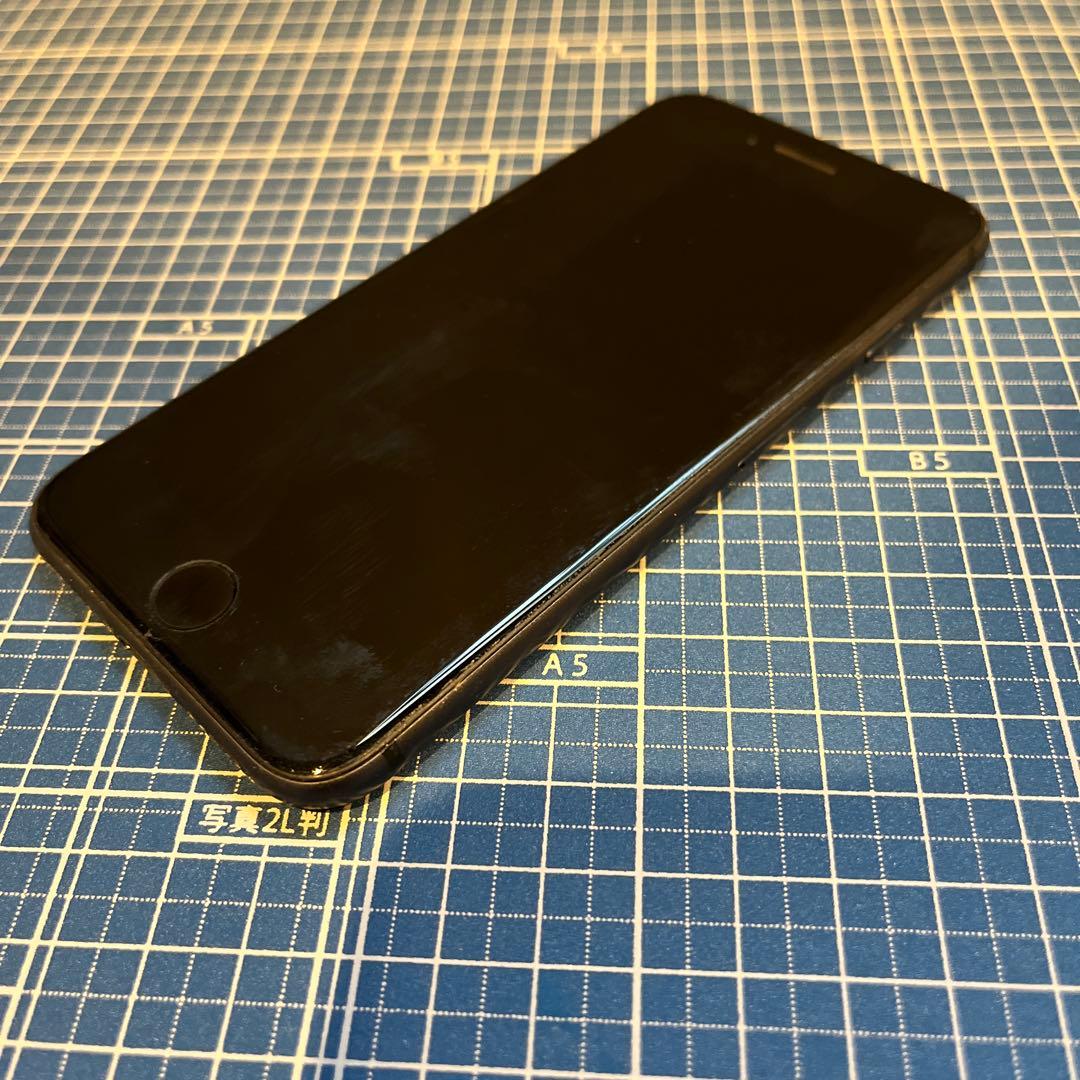 iPhone8 本体 64GB docomo ブラック