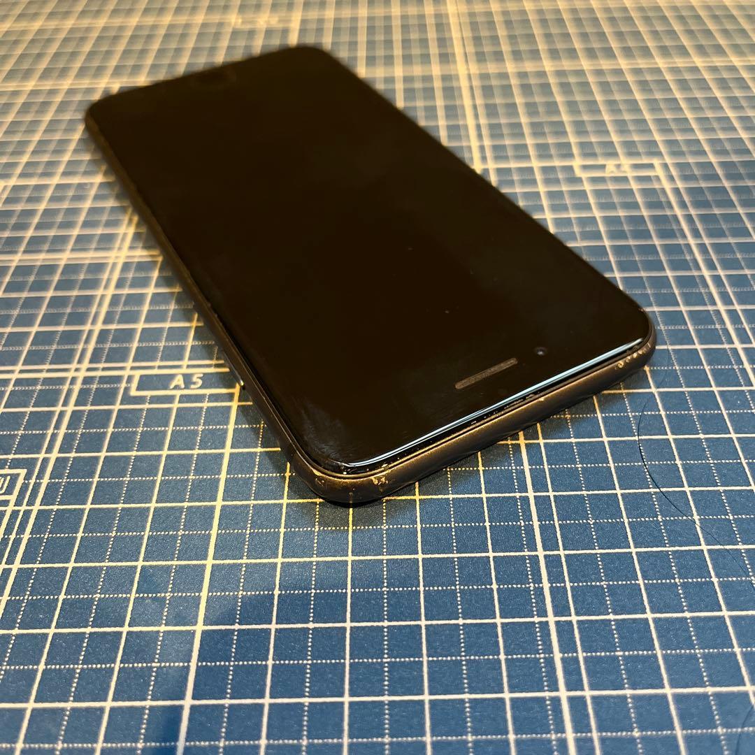 iPhone8 本体 64GB docomo ブラック