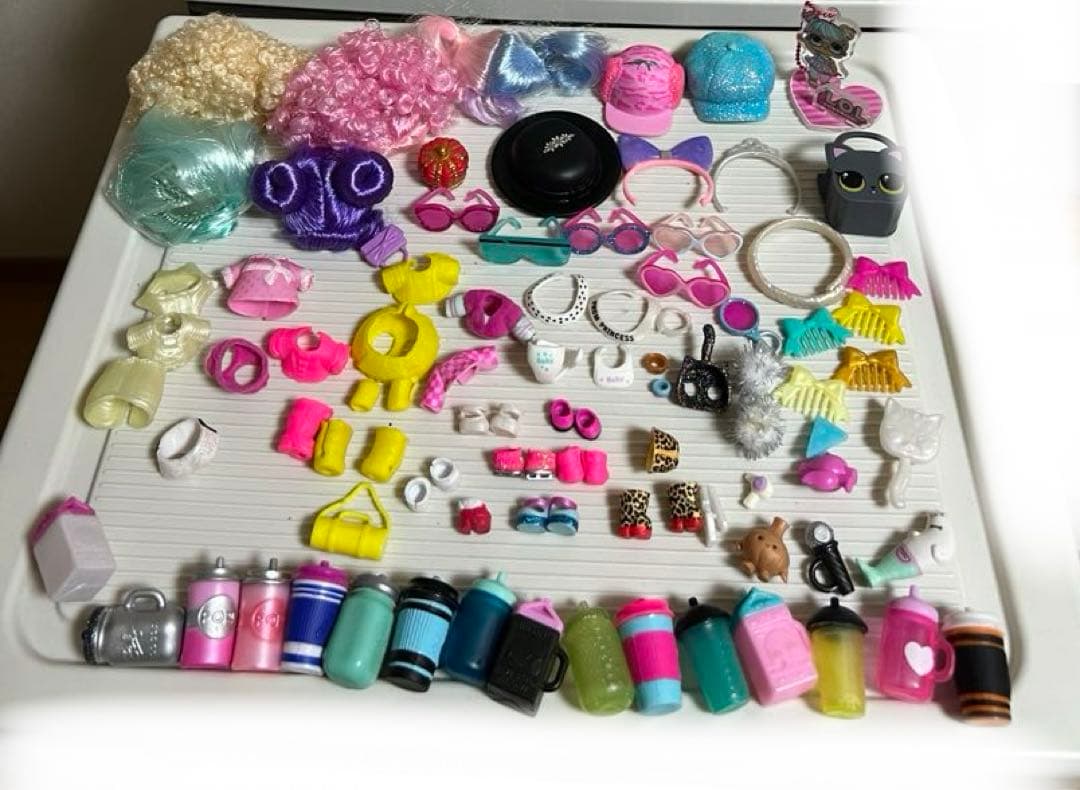 LOLサプライズのお人形セット