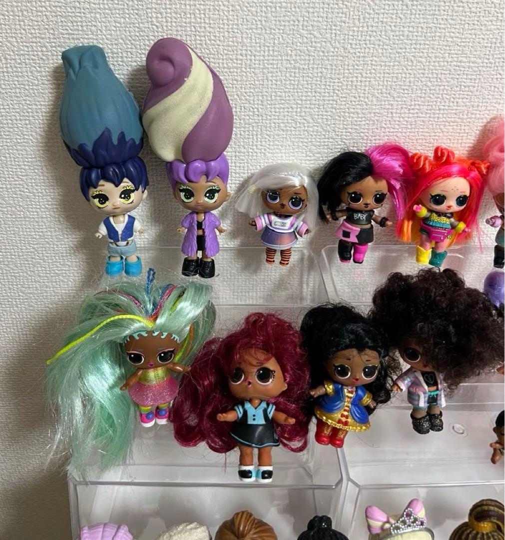 LOLサプライズのお人形セット