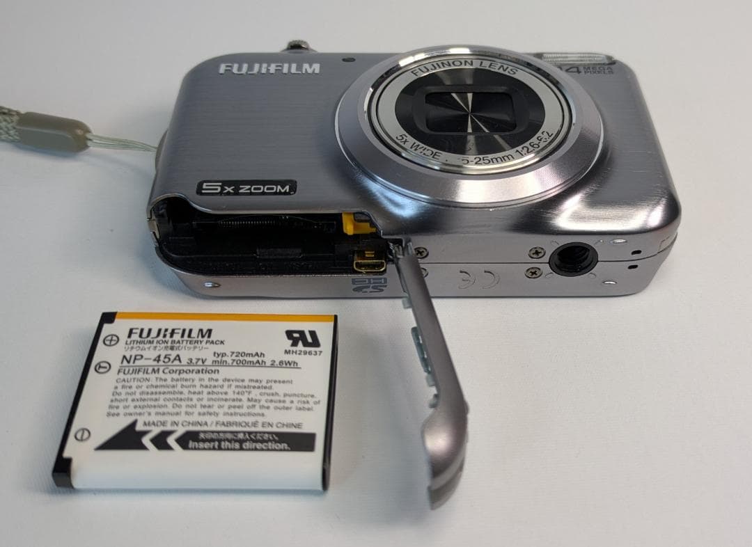 美品 Fujifilm FinePix JX300 コンパクトデジタルカメラ