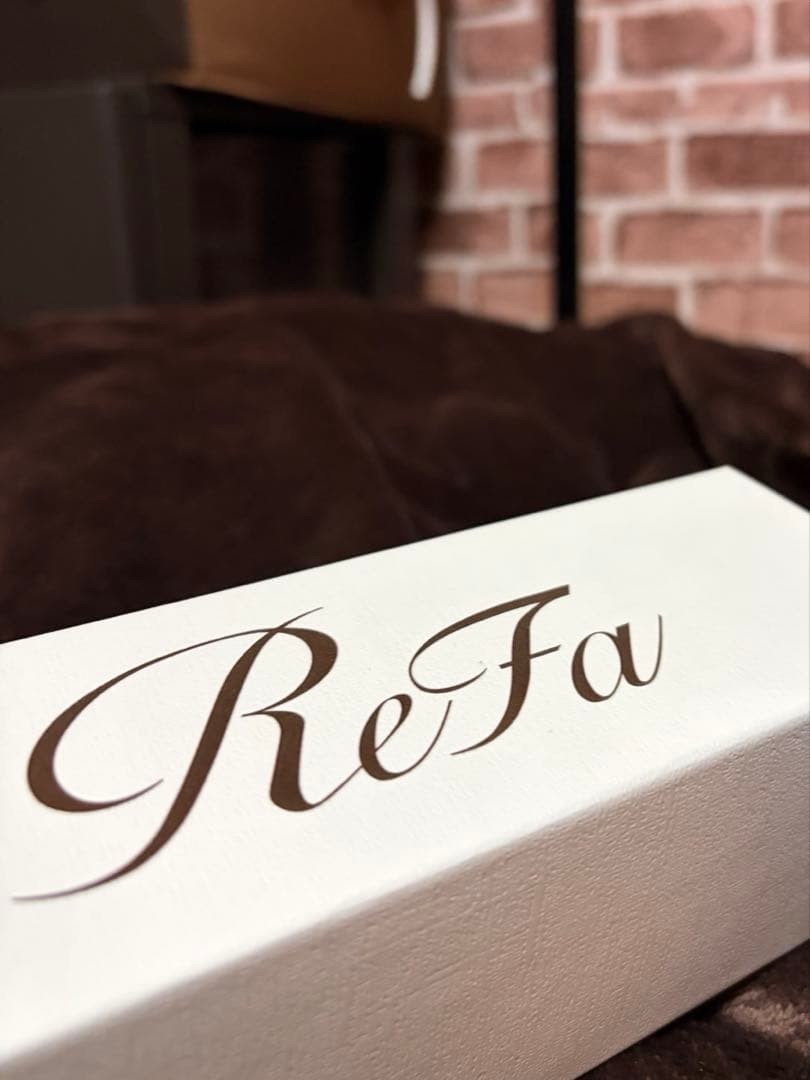 大人気！ReFa リファイオンケアブラシプレミアム
