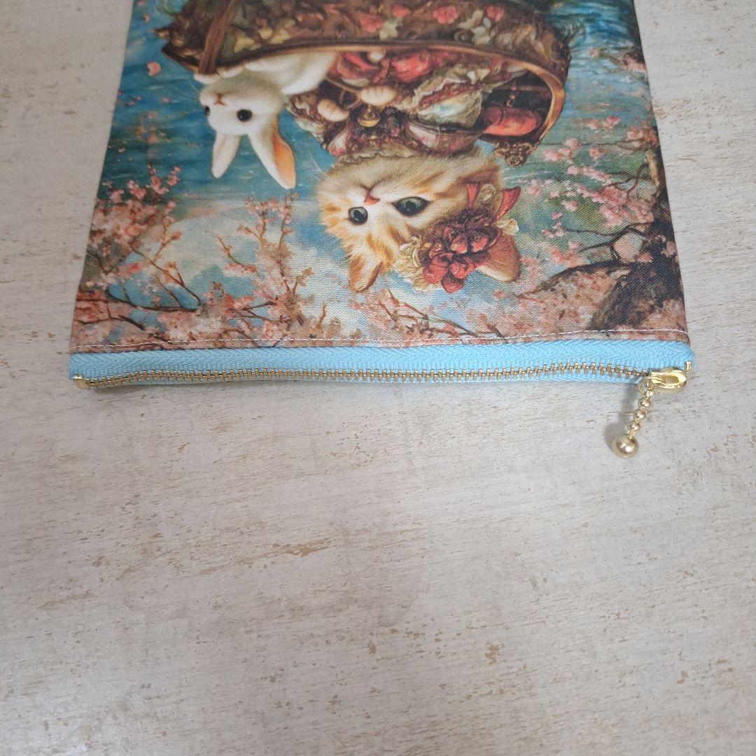 ねこちゃんパネル生地　ハンドメイド　まちなしバッグ　フラットポーチ