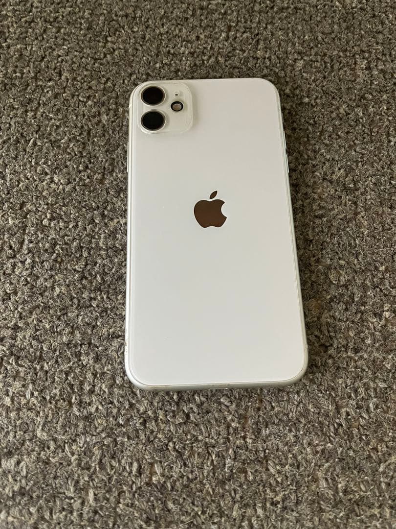 Apple iPhone 11 ホワイト 本体64GB