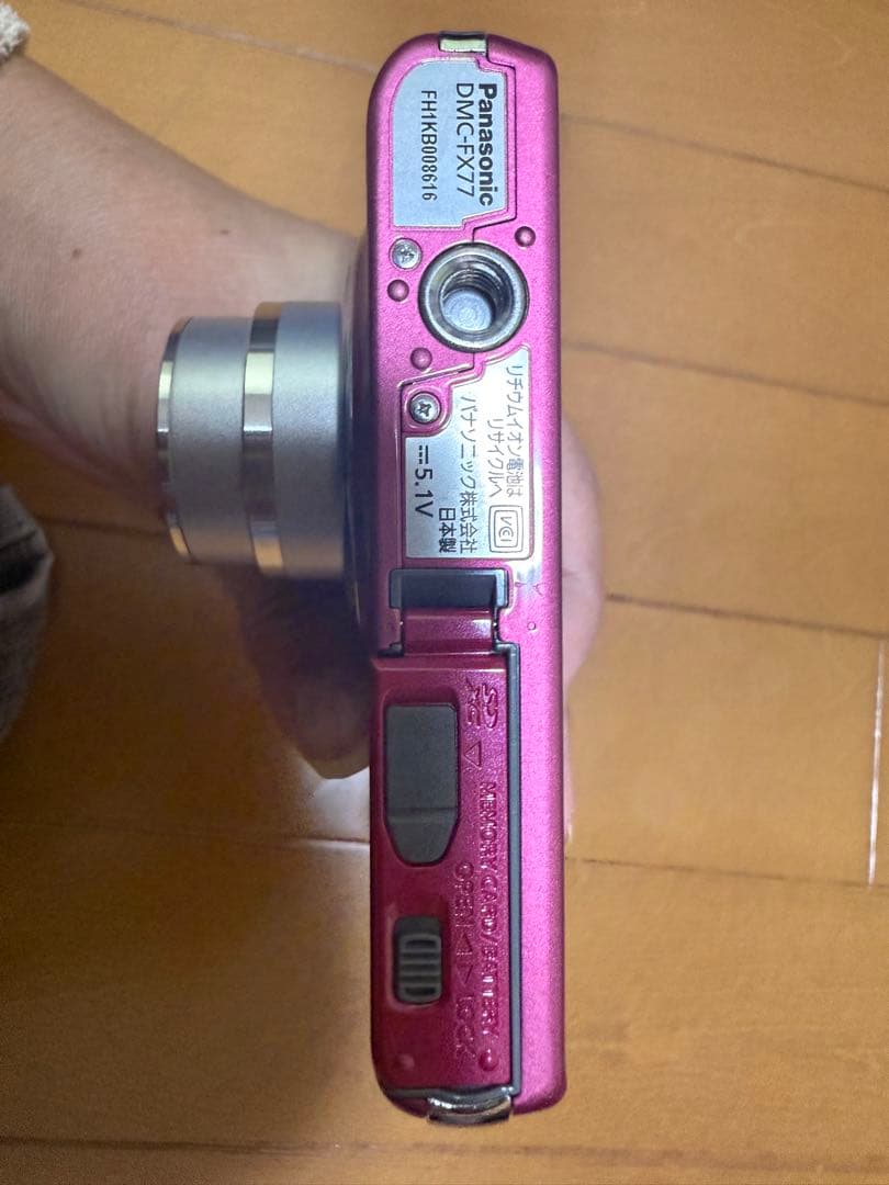 【美品】Panasonic LUMIX DMC-FX77 ピンク　外箱あり