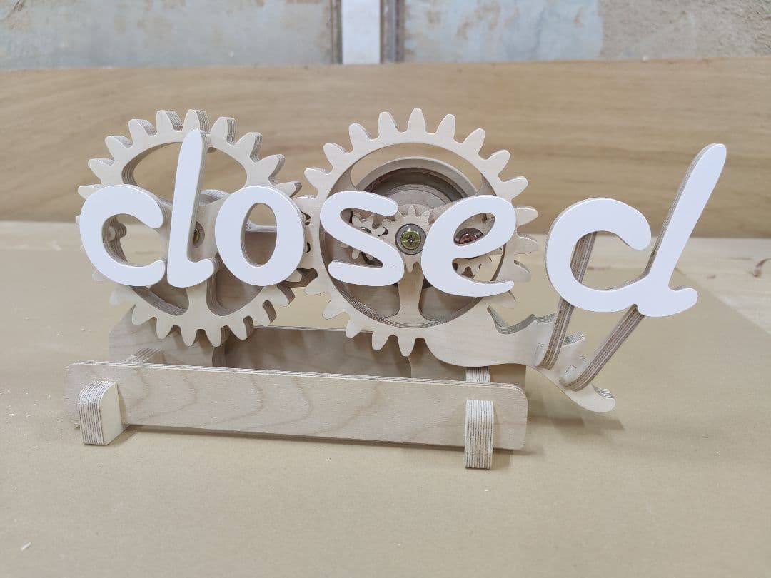 open＆closed表札オブジェ