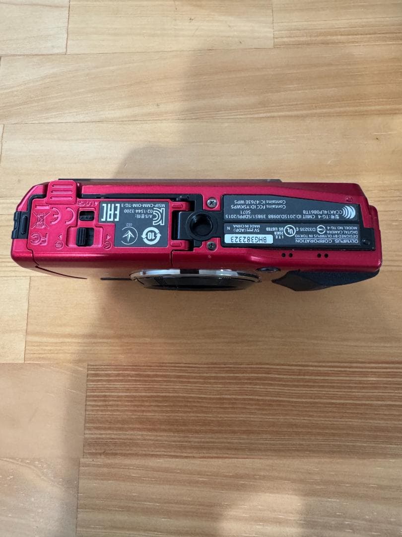 Olympus Tough デジタルカメラ TG-4