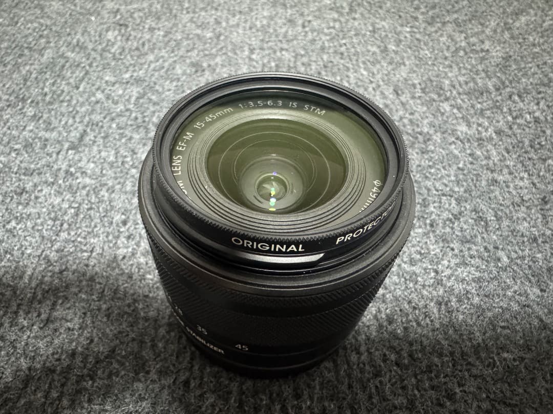 Canon EOS M200 標準ズームキット ブラック