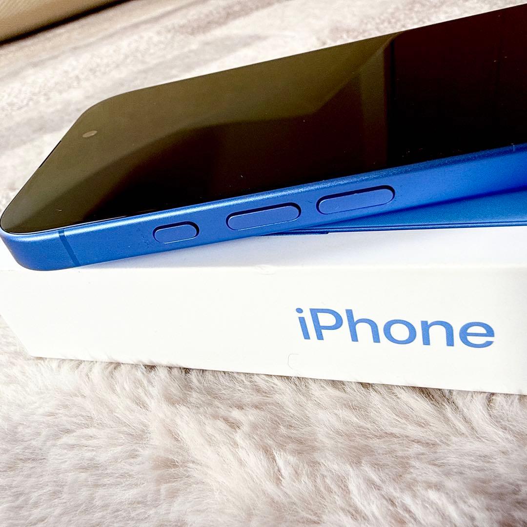 【美品】 Apple iPhone 16 ウルトラマリン SIMフリー