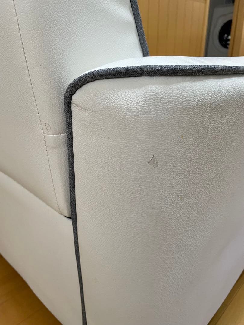 ホワイト　グレー　2人掛けソファ　カウチソファー　オシャレ　ソファ