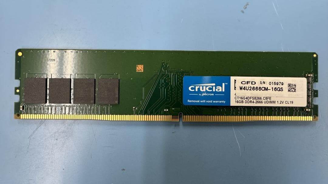 Crucial 16GB×2 (32GB) DDR4 2666MHz メモリー