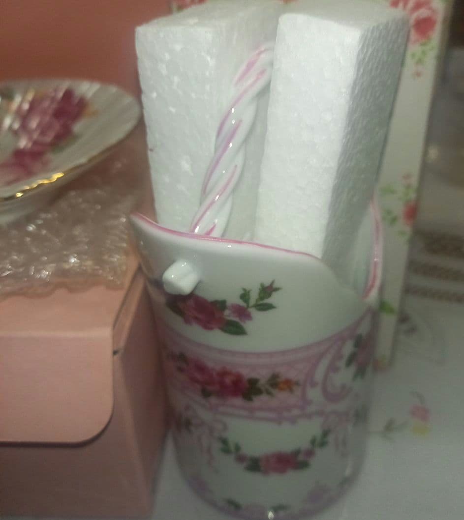 ★ロイヤルアーデン★3点セット★薔薇★スティックシュガー入れ★小物入れ♪