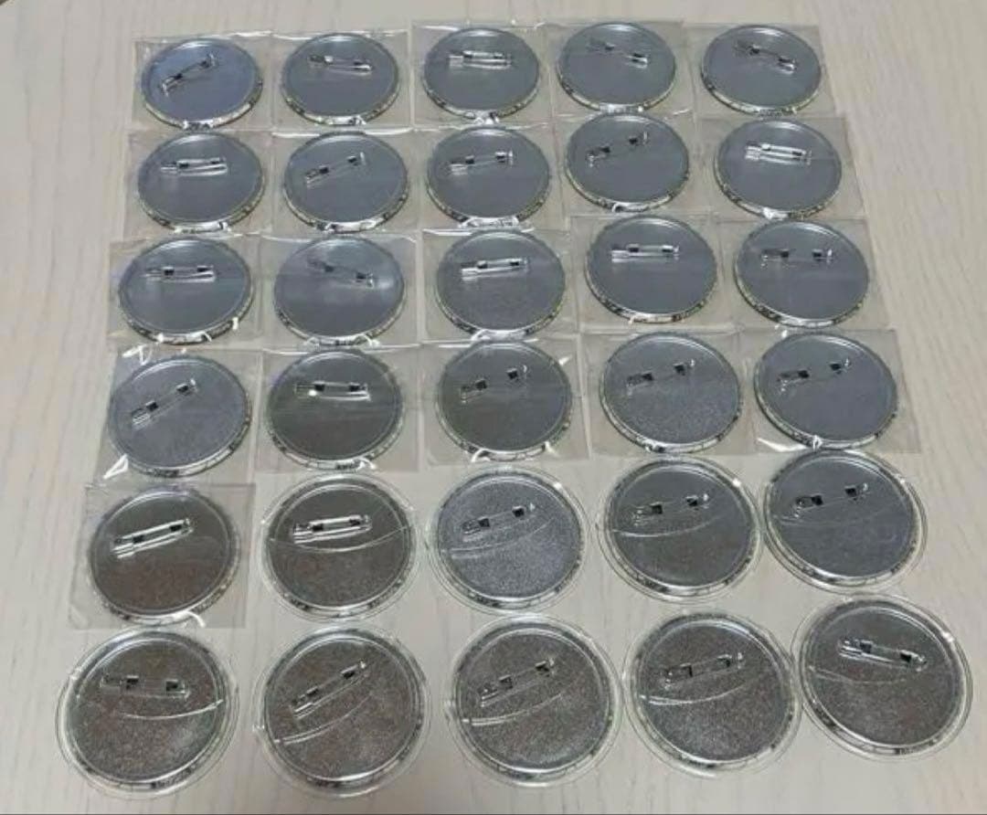 ブルーロック 蜂楽廻 缶バッジ30個 アラビアン