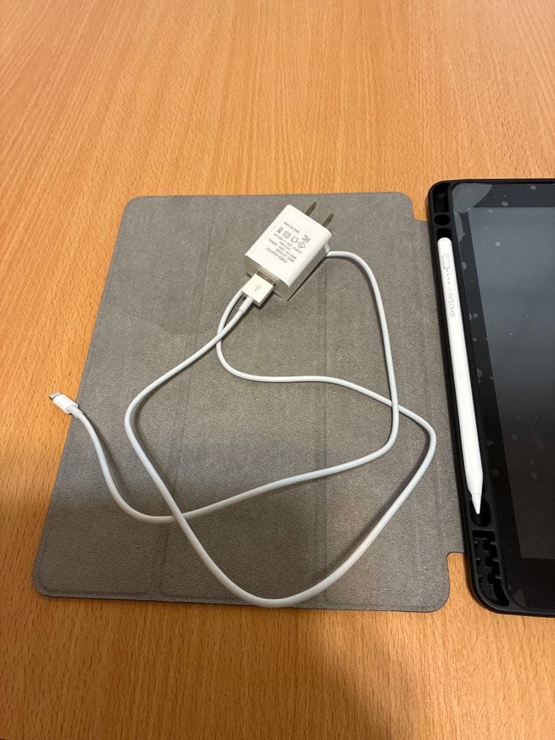 整備済み品Apple iPad (第７世代) Wi-Fi 32GB