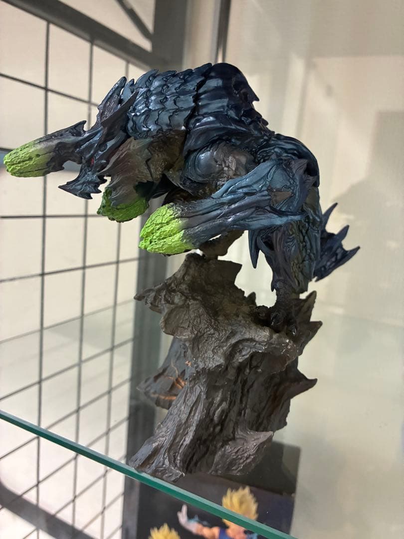 モンスターハンター　ブラキディオス　フィギュア