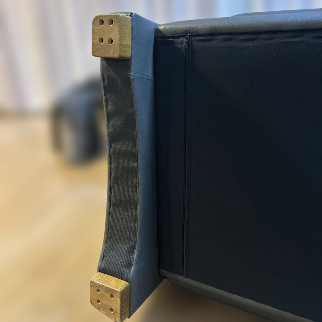 デパート購入の高級仕様ダークブラウン のレザー 2人掛けソファ