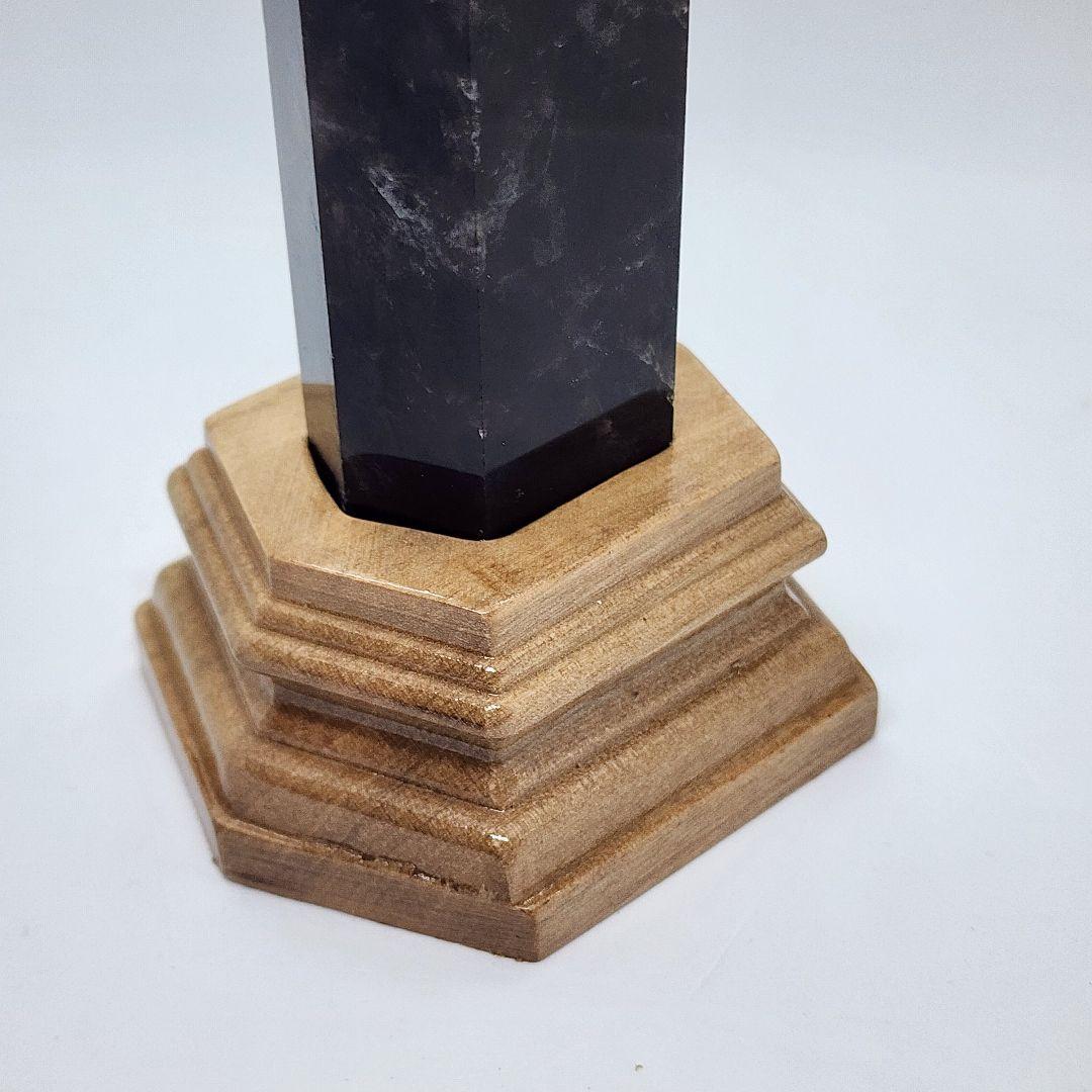 ②【高波動】モリンオ天然石タワー 約28.5cm！台座付き／浄化・空間調整に◎